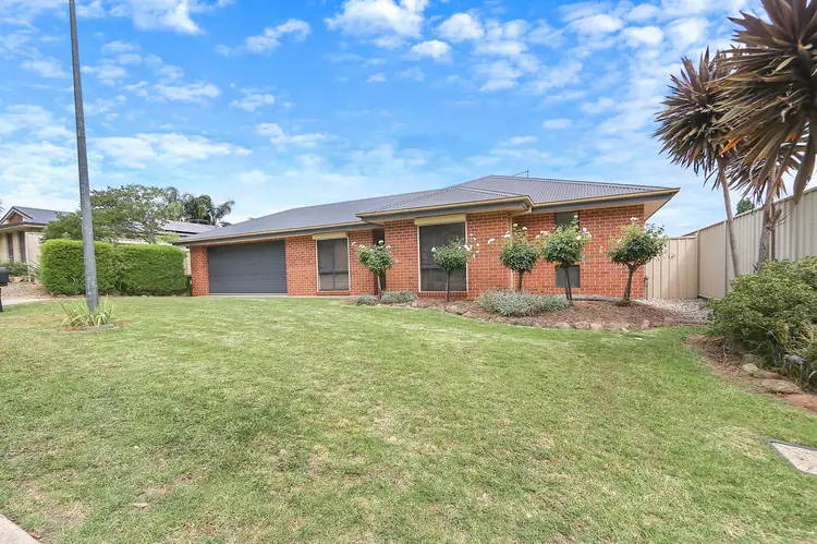 Second view of Homely house listing, 7 Gleeson Place, Baranduda VIC 3691