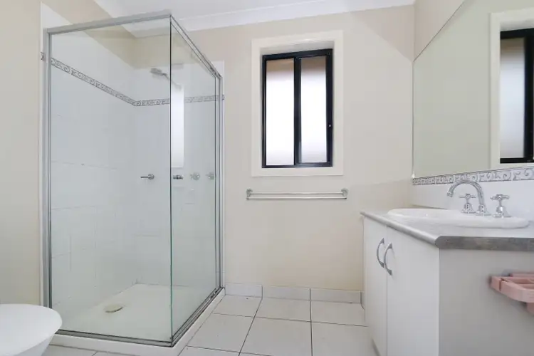 Fifth view of Homely house listing, 7 Gleeson Place, Baranduda VIC 3691