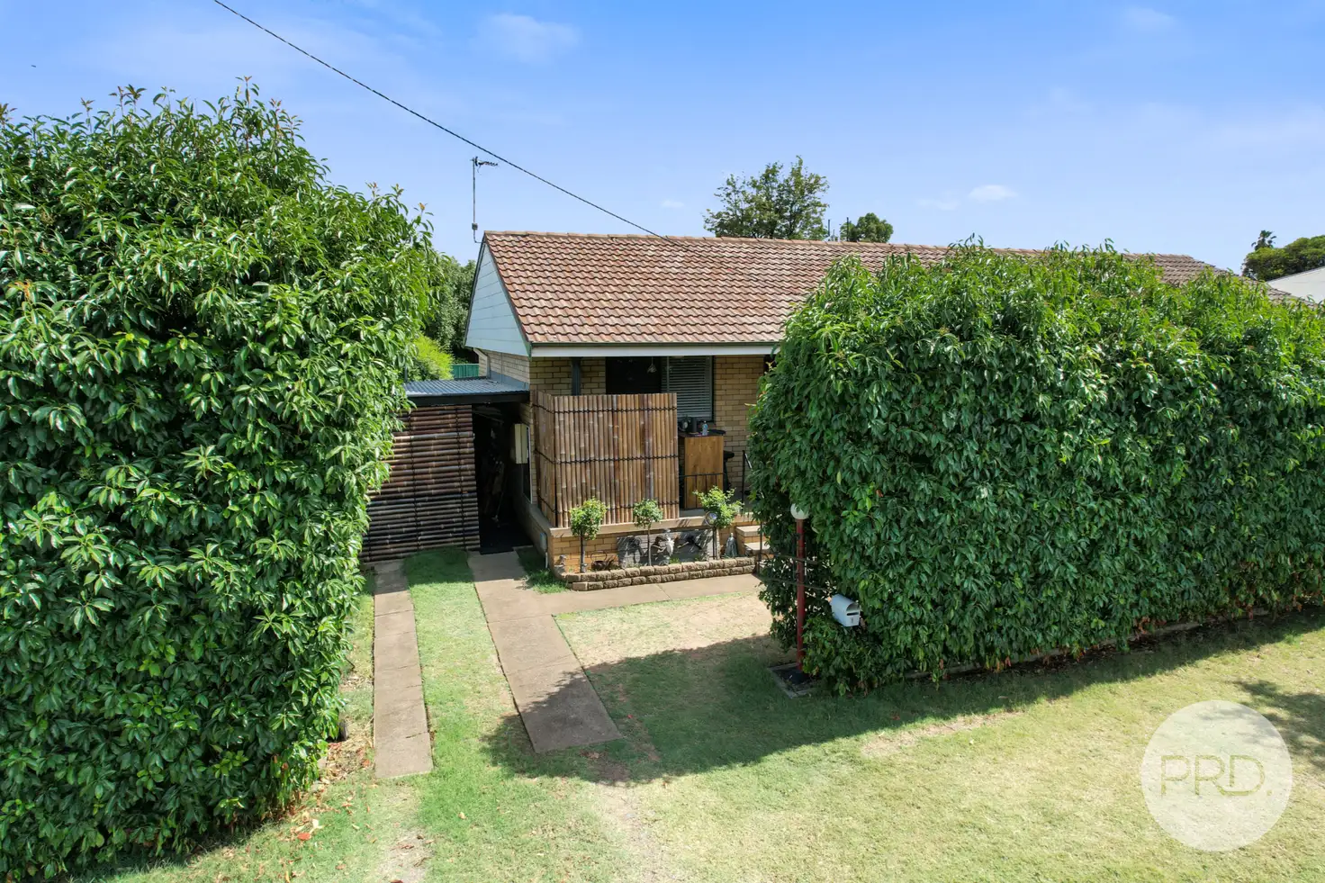 Main view of Homely unit listing, 1/1 Bell Street, Tamworth NSW 2340