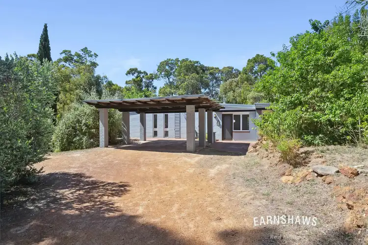 11 Smith Street, Glen Forrest WA 6071
