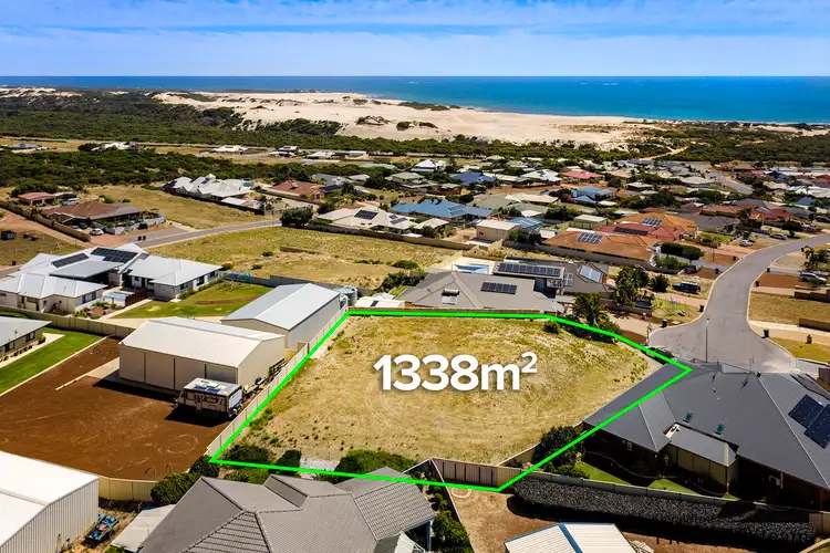 25 Pelican Rise, Wandina WA 6530
