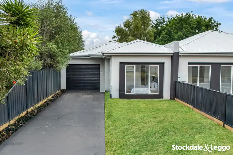 2B Creswick Street, Laverton VIC 3028