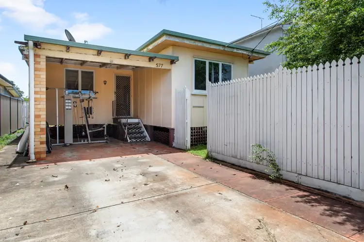577 Oxley Avenue, Scarborough QLD 4020