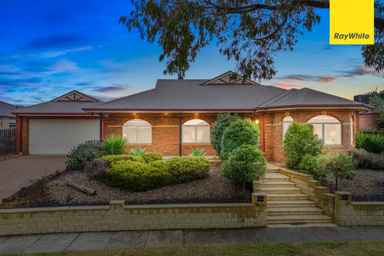 44 Dalray Crescent, Kurunjang VIC 3337