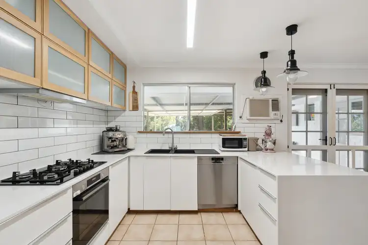 8 Azeeza Court, Darlington WA 6070