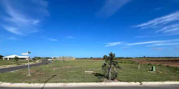 2 Leomatteo Crescent, Kalkie QLD 4670