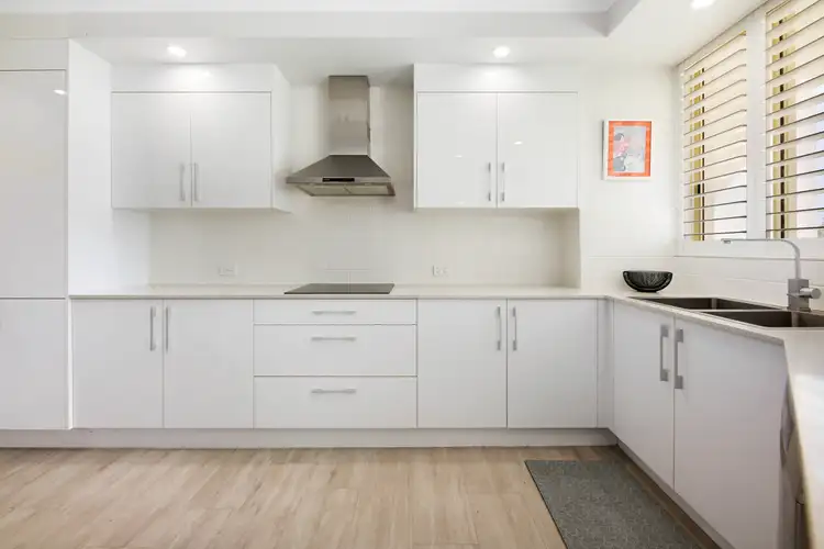 Sixth view of Homely unit listing, 22/1 Serisier Avenue, Main Beach QLD 4217