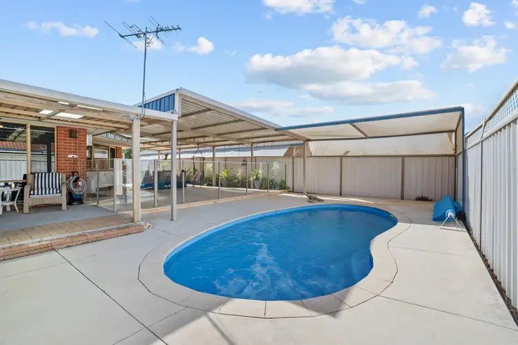 8 Prevelly Circle, Waikiki WA 6169