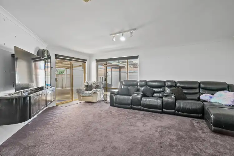 Sixth view of Homely house listing, 8 Prevelly Circle, Waikiki WA 6169