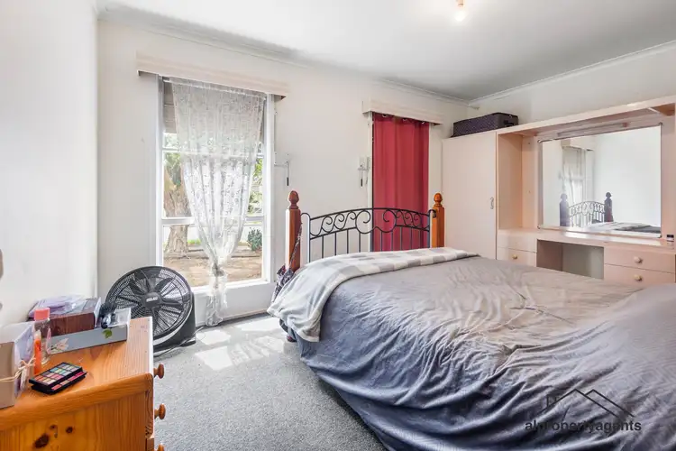 Sixth view of Homely house listing, 18 Forsyth Avenue, Horsham VIC 3400