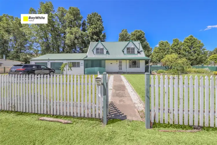 5 Travers Street, Adelong NSW 2729