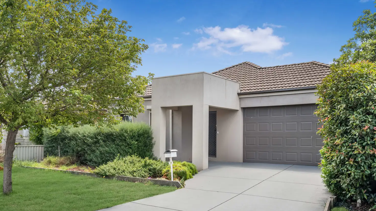 Main view of Homely house listing, 17 Scottsdale Court, Craigieburn VIC 3064