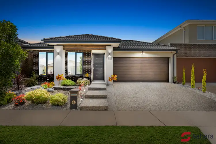 35 Walkside Boulevard, Fraser Rise VIC 3336