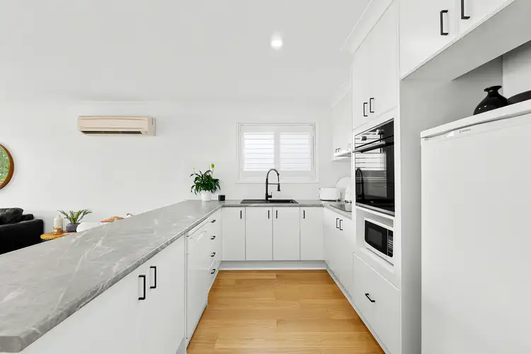 Fifth view of Homely house listing, 4/212 Beach Road, Batehaven NSW 2536