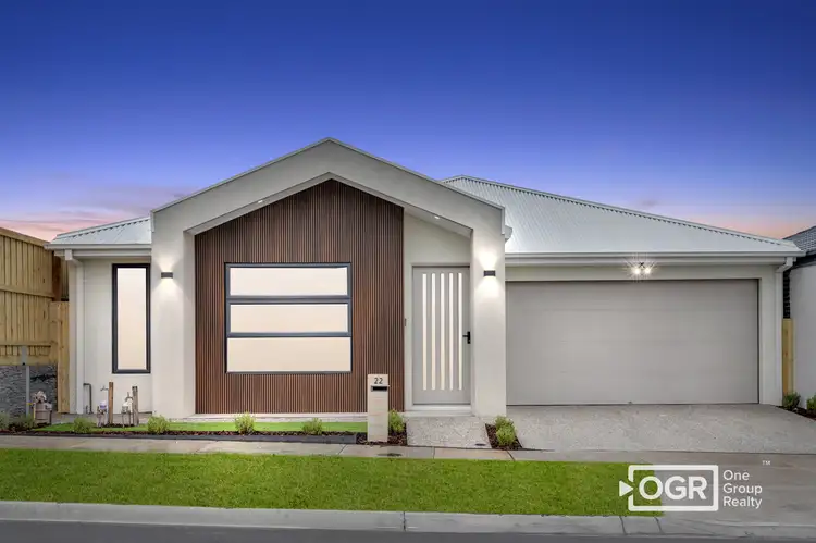 8 Camphor Grove, Rockbank VIC 3335