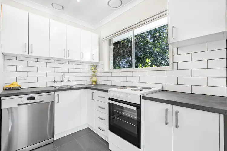 Fifth view of Homely unit listing, 1/8 Fithie Street, Blackburn North VIC 3130