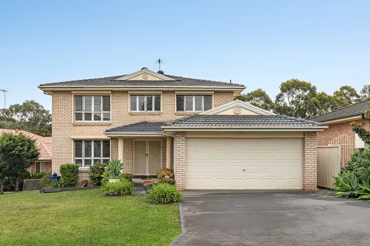 8 Idriess Place, Casula NSW 2170