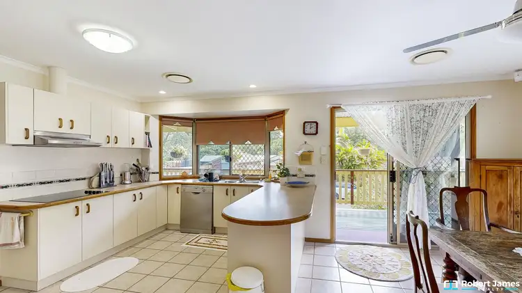 Fifth view of Homely house listing, 2 Tinaroo Place, Tewantin QLD 4565