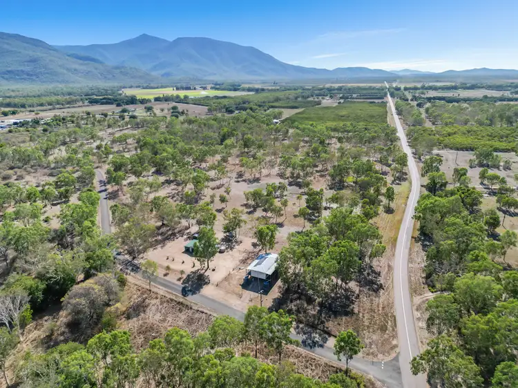 8 Maconachies Road, Majors Creek QLD 4816
