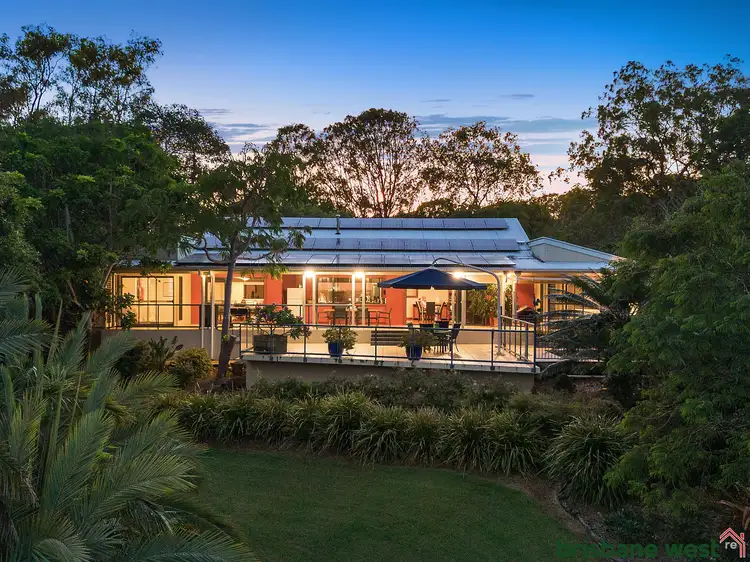 10 Creekwood Place, Pullenvale QLD 4069