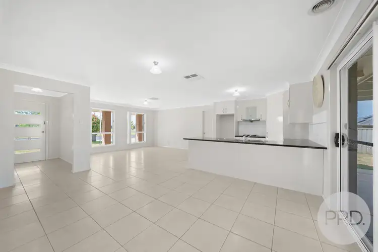 Fifth view of Homely house listing, 106 Mima Street, Glenfield Park NSW 2650