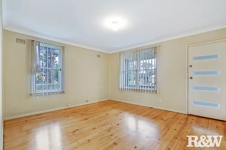 Second view of Homely house listing, 3 Tonga Place, Lethbridge Park NSW 2770