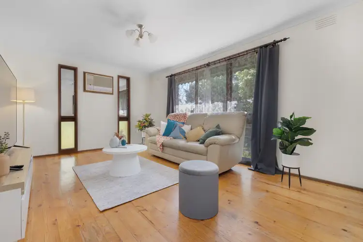 Second view of Homely house listing, 35 Upton Crescent, Narre Warren VIC 3805