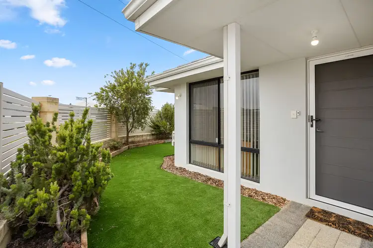 16 Corsica Way, Coogee WA 6166