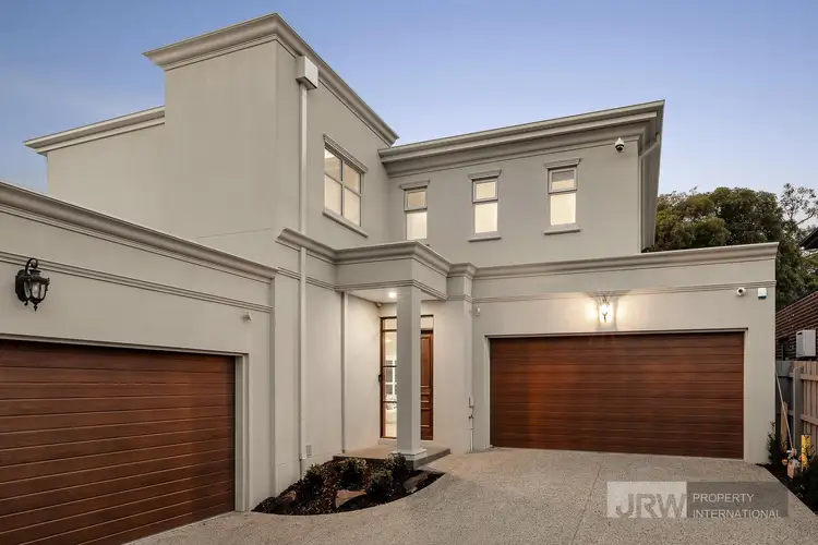 52 Rose Avenue