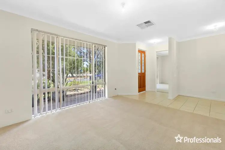 Sixth view of Homely house listing, 4 Bayonne Gardens, Port Kennedy WA 6172