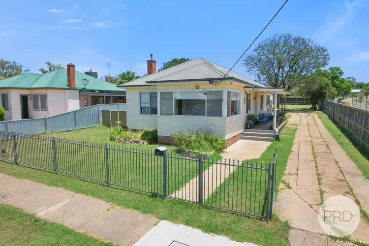 Second view of Homely house listing, 2 Hillvue Road, Tamworth NSW 2340