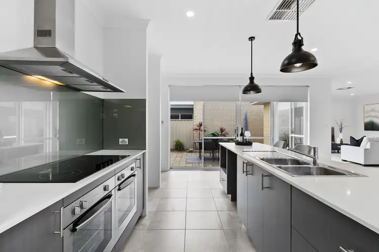 Sixth view of Homely house listing, 194 Pebble Beach Boulevard, Meadow Springs WA 6210