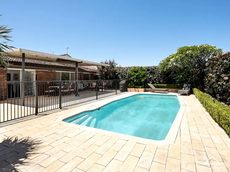 15 Adderley Street, Mount Claremont WA 6010