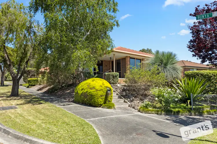 21 Blackwood Drive, Narre Warren VIC 3805