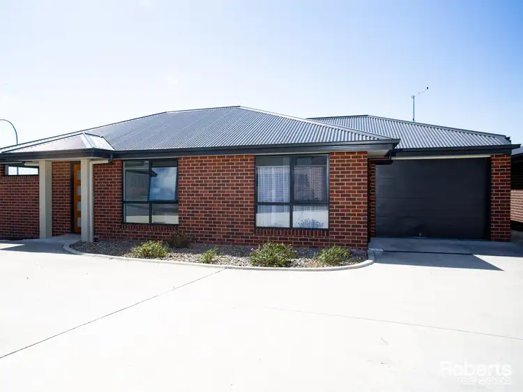 1/8 Penicola Place, Newnham TAS 7248