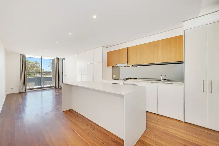 9-15 Ascot Street
