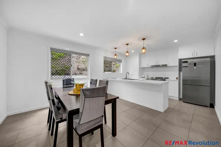 Fifth view of Homely house listing, 10 Centurion Circuit, Holmview QLD 4207