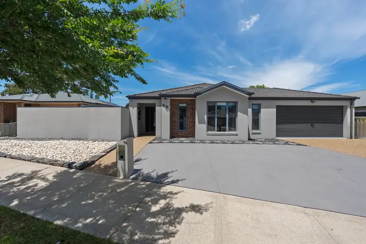 68 Cambridge Drive, Mansfield VIC 3722