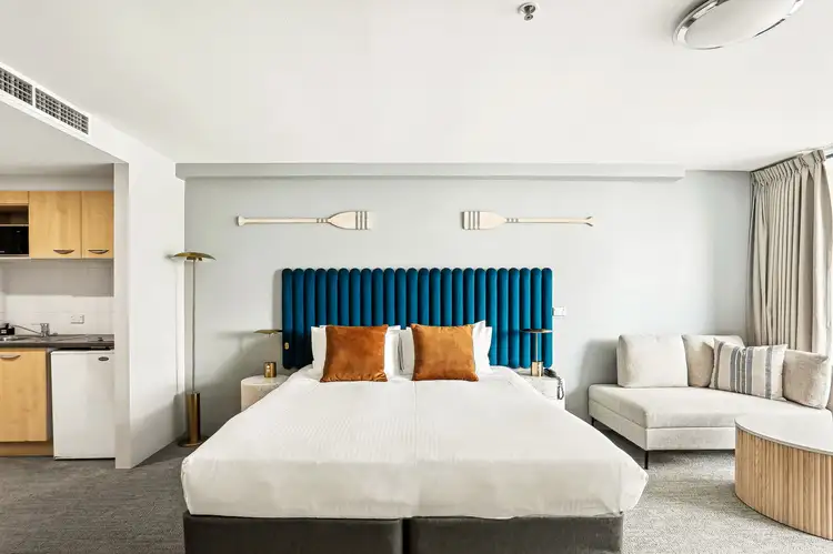 Third view of Homely studio listing, 11/1 Kingsway, Cronulla NSW 2230