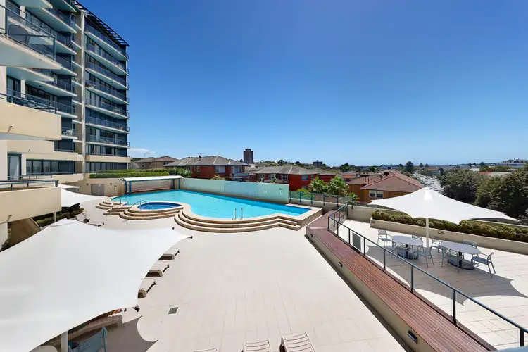 Sixth view of Homely studio listing, 11/1 Kingsway, Cronulla NSW 2230