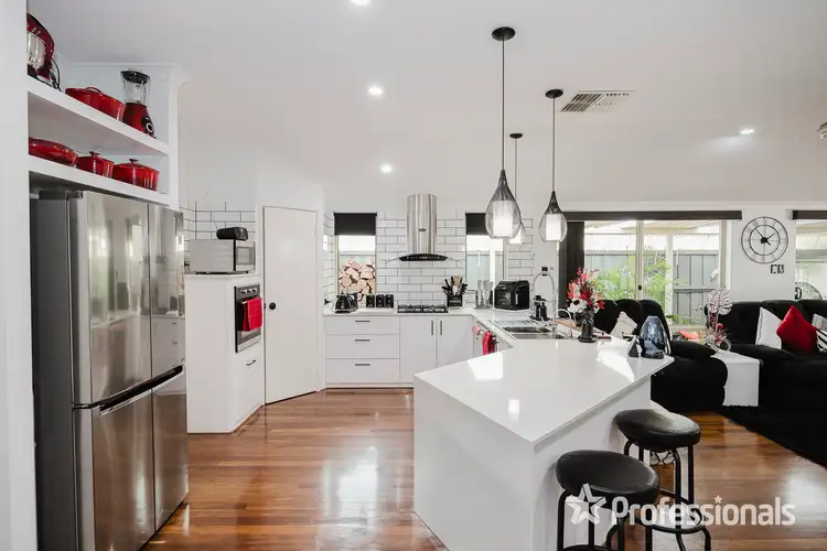 Sixth view of Homely house listing, 32 Millstream Grove, Ellenbrook WA 6069