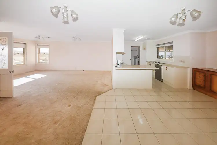 Fifth view of Homely house listing, 6 Coolamine Circuit, Tumut NSW 2720