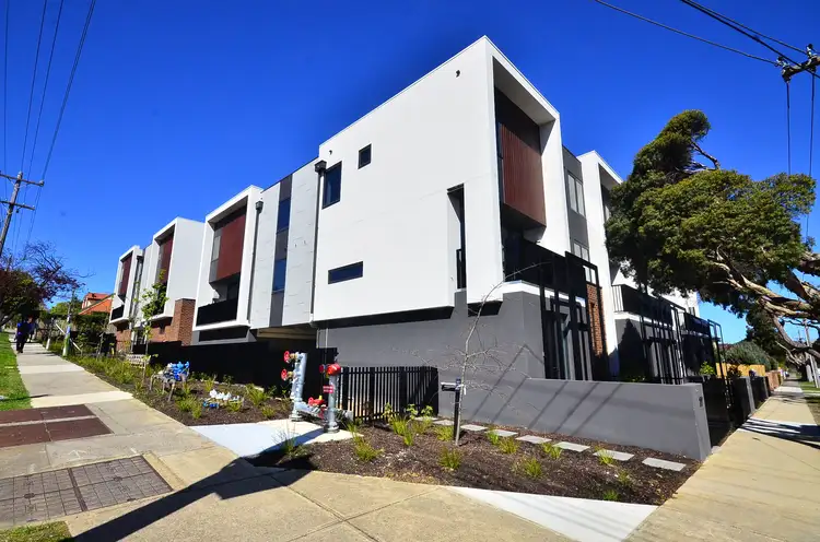 9/342 Burwood Highway, Burwood VIC 3125