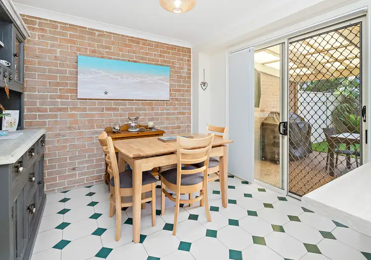 Fifth view of Homely house listing, 2/11 Quokka Drive, Blackbutt NSW 2529