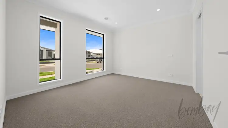 Fourth view of Homely house listing, 10 Lynnwood Drive, Mickleham VIC 3064