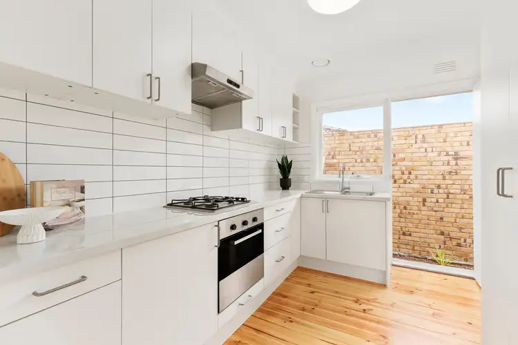 Fifth view of Homely unit listing, 2/13 Burns Avenue, Clayton South VIC 3169