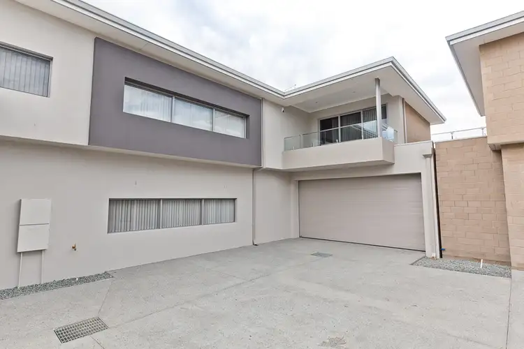 3/4 Victoria Street, Rockingham WA 6168