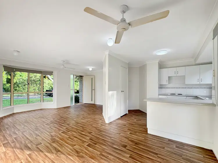 12 Phoenix Court