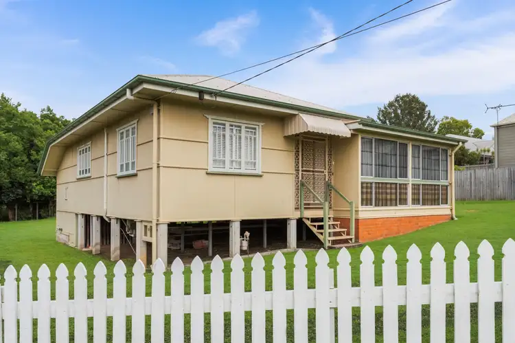 38 Smith Street, North Ipswich QLD 4305