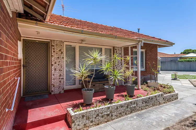24 Myindee Way, Nollamara WA 6061
